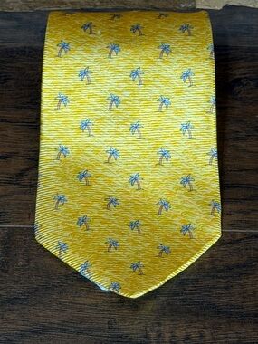 Tommy Hilfiger Vintage Men’s Neck Tie -  100% Silk- 3.75” Width